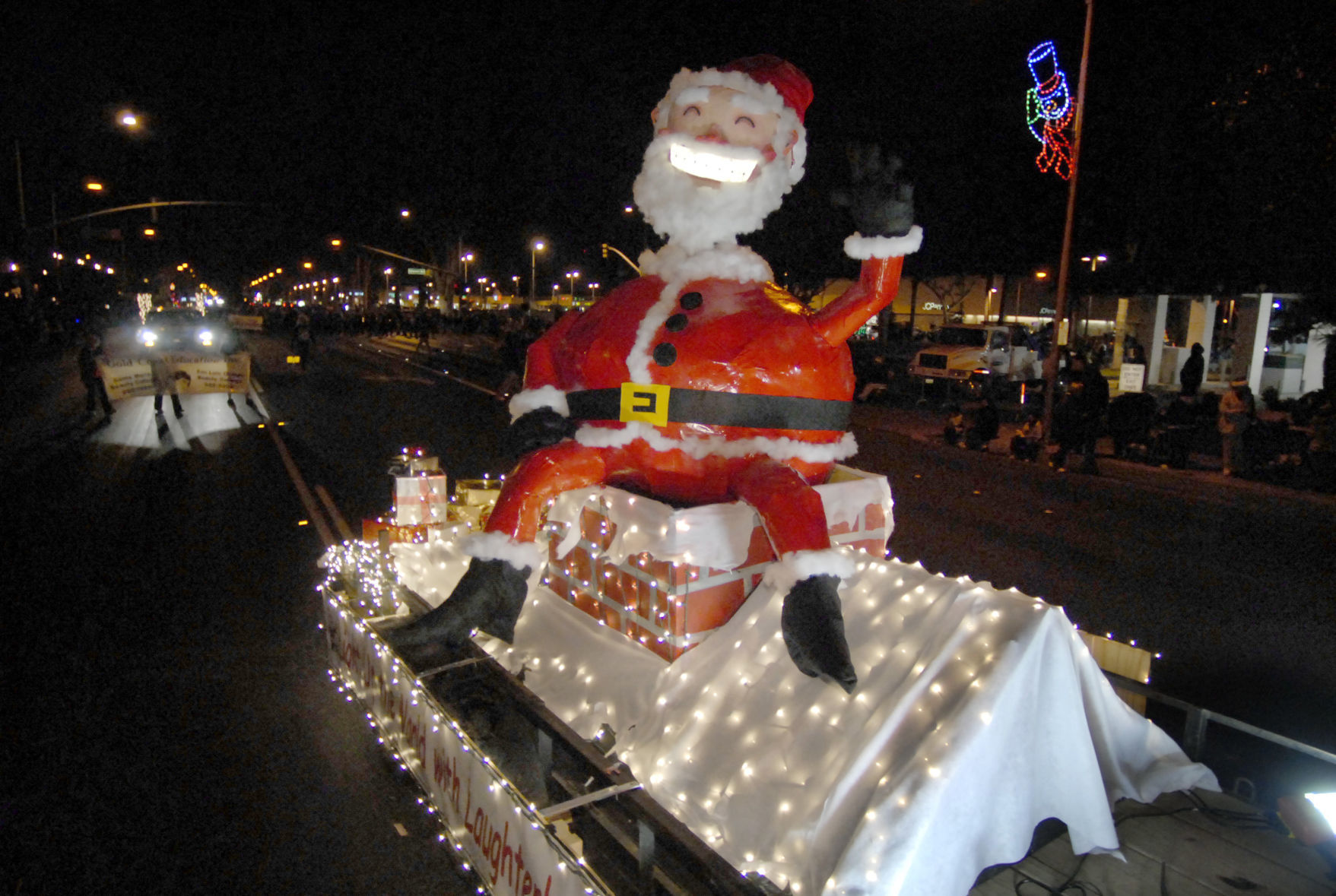 Show us those pearly whites, Santa - 2007